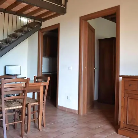 Superior Mit 2 Schlafzimmern Und Garten Appartement